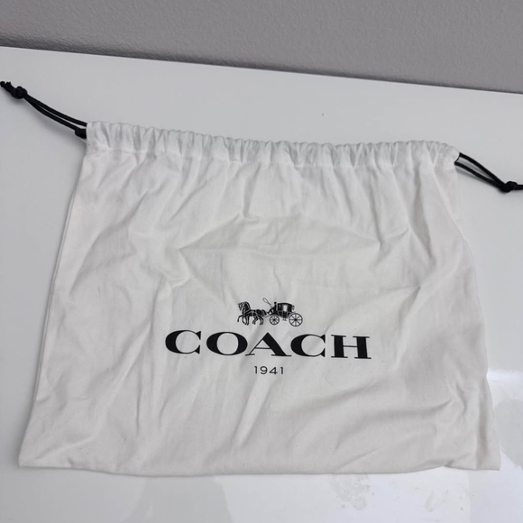 Coach/Disney Dinky crossbody bag from the "A Dark Fairy Tale" - Picture 10 of 10